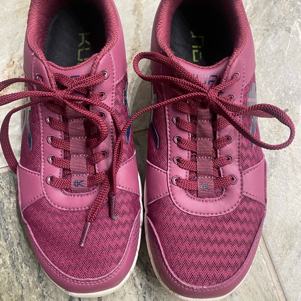 Kuru quantum shoes for plantar fasciitis